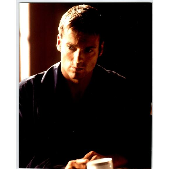 Stargate SG-1 Michael Shanks Daniel Jackson Original Photo 8" x 10" Serious Man - Picture 1 of 2